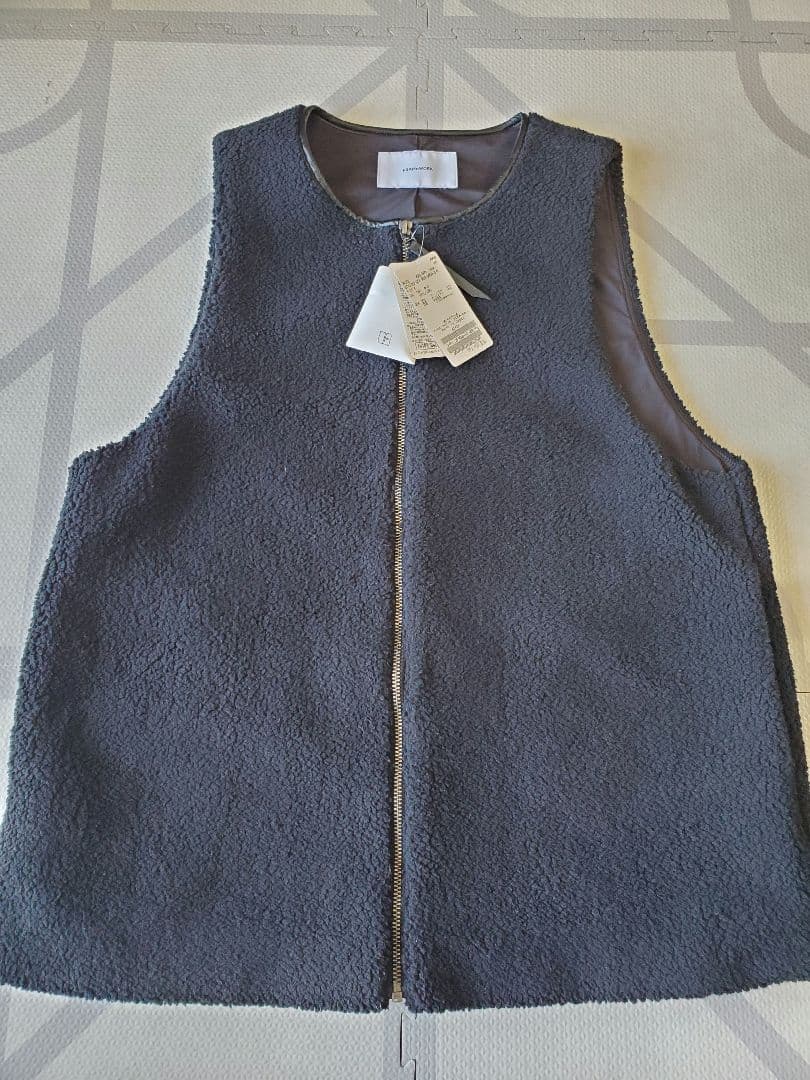 Framework ボアベスト ブラック 2023