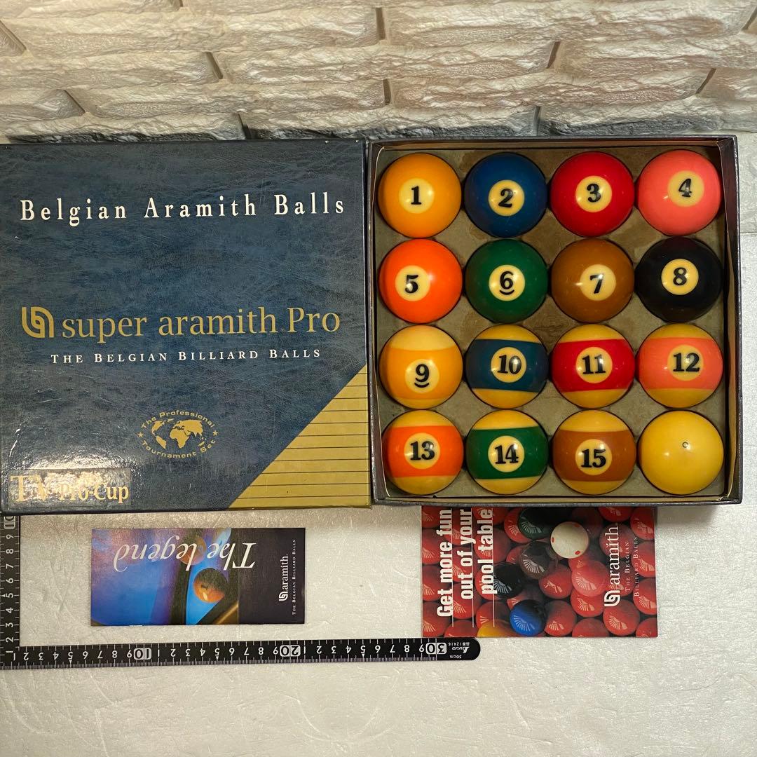〈SALUC〉スーパーアラミスプロ　TV プロカップ　ビリヤードボールセット
