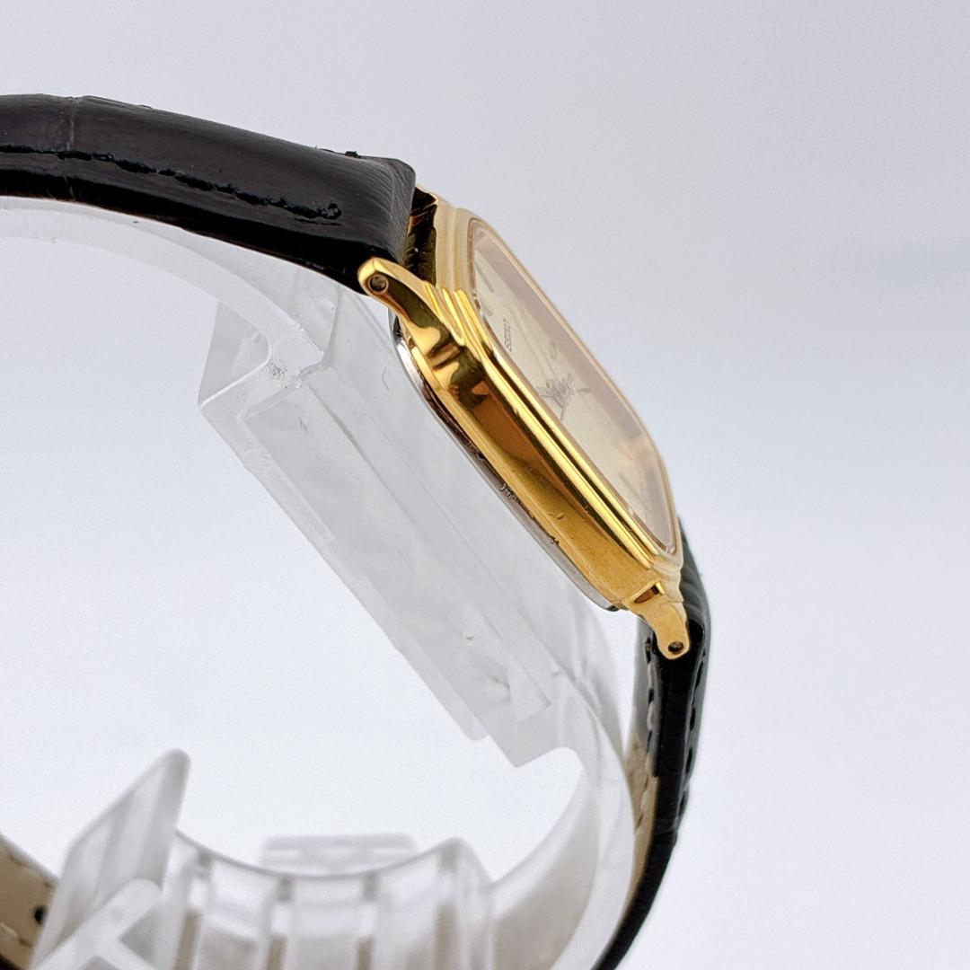 【美品/電池交換済】SEIKO　腕時計　新品ベルト　クォーツ　ゴールド　ブラック