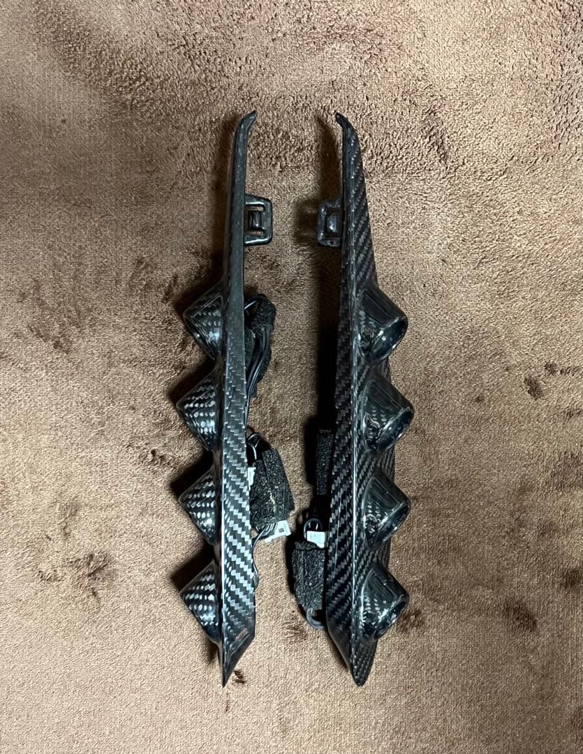 grスープラ　カーボンパーツ