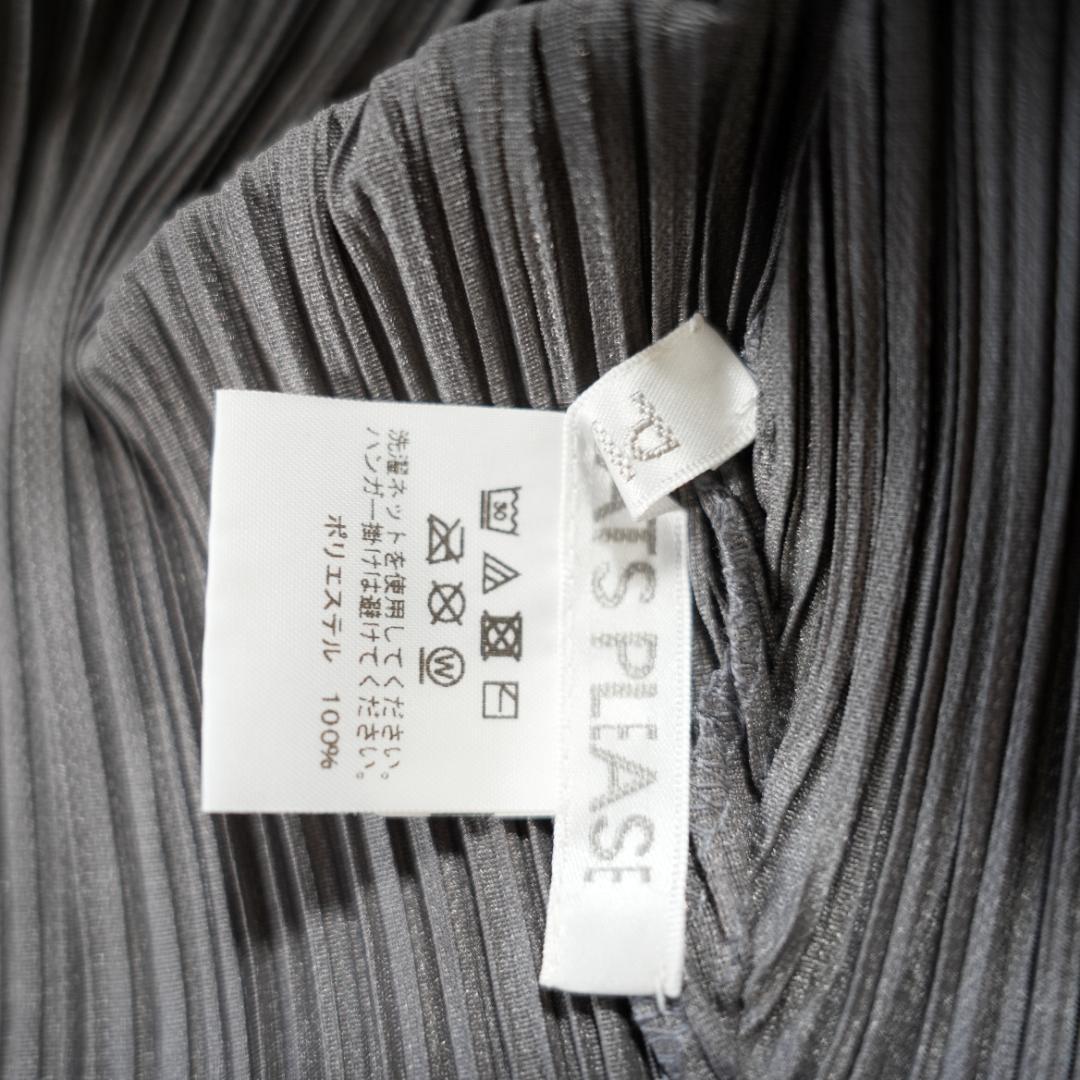 【極美品】プリーツプリーズ　イッセイミヤケ　プリーツトップス　M相当　グレー