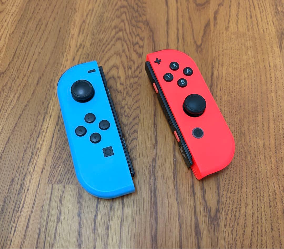 ち*す様 【箱あり】Nintendo Switch(Joy-Conカラー→赤/青