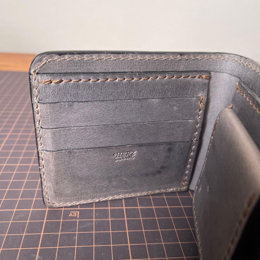 HERZヘルツ 二つ折り財布限定プルアップレザーブラック