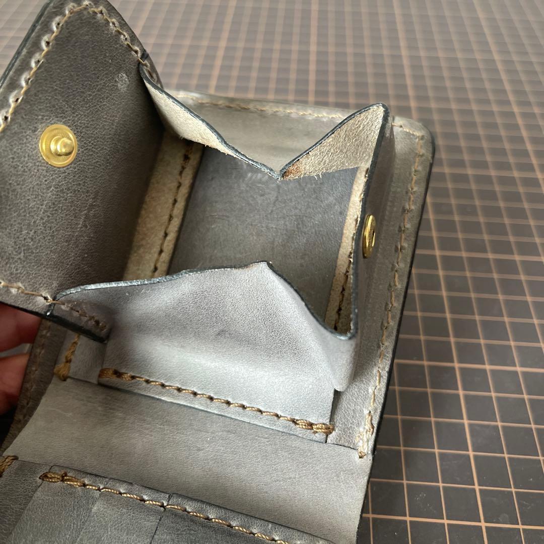 HERZヘルツ 二つ折り財布限定プルアップレザーブラック