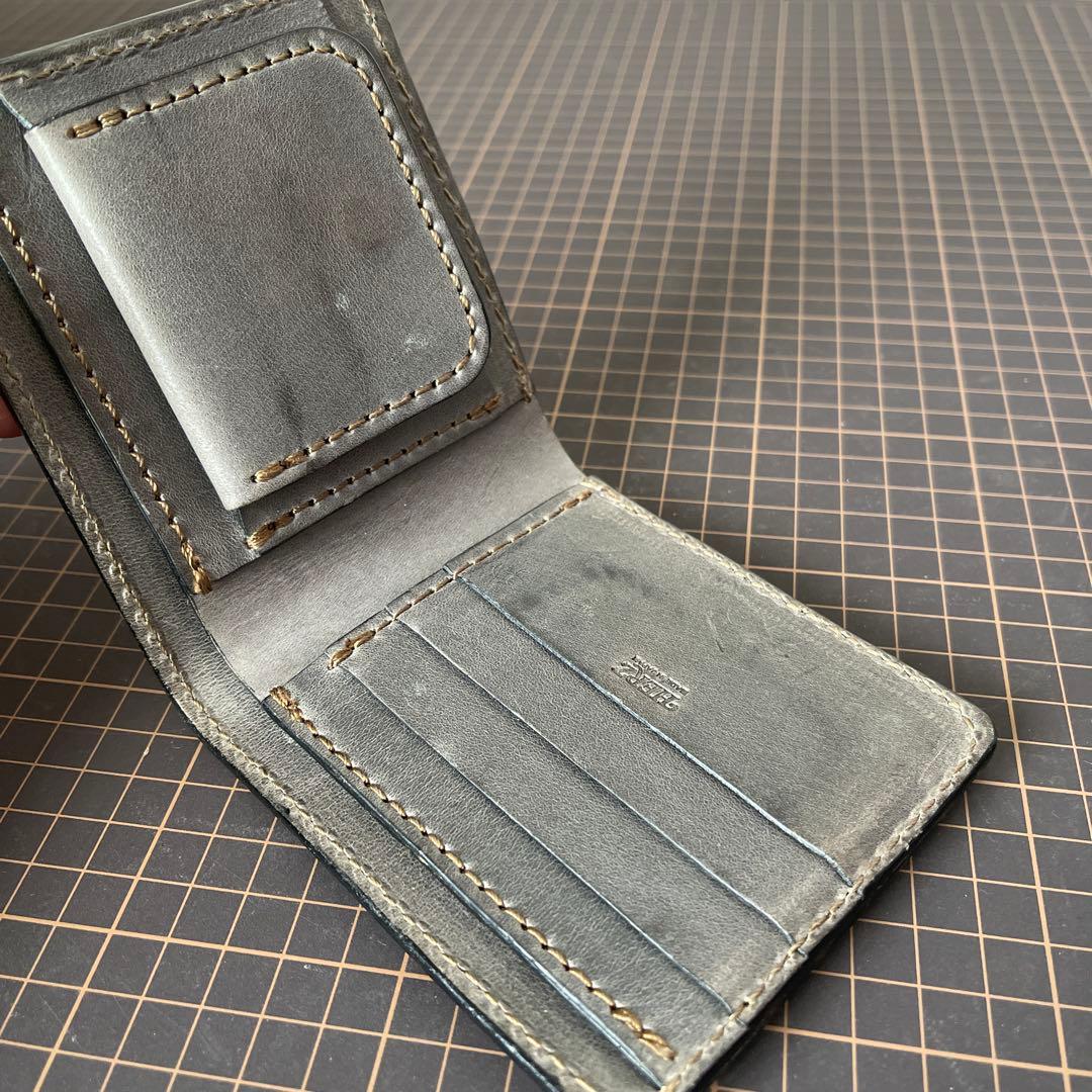 HERZヘルツ 二つ折り財布限定プルアップレザーブラック