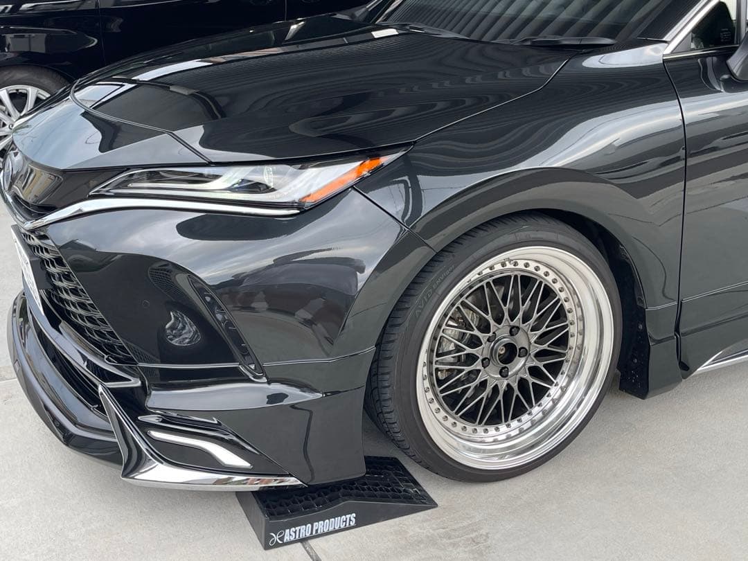 レオンハルト バイファル 30系 アルヴェル 80ハリアー