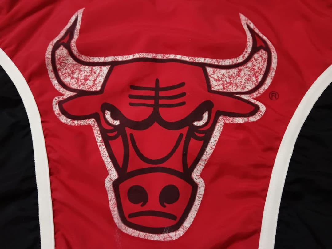 NBA シカゴ ブルズ チャンピオン ナイロン ジャケット ウォームアップ