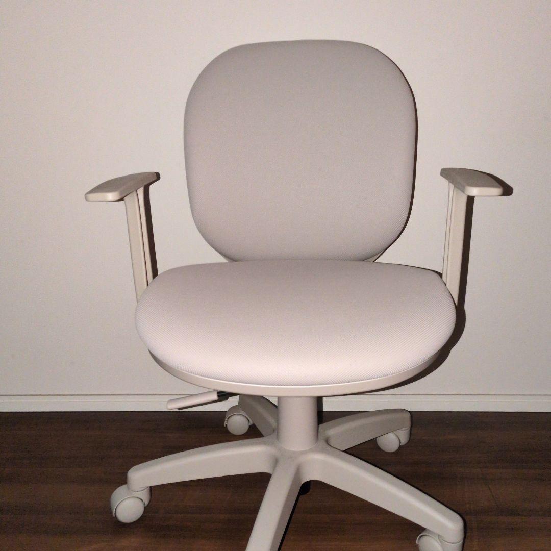 スナ　イトーキ パソコンチェア ベージュ デスクチェア