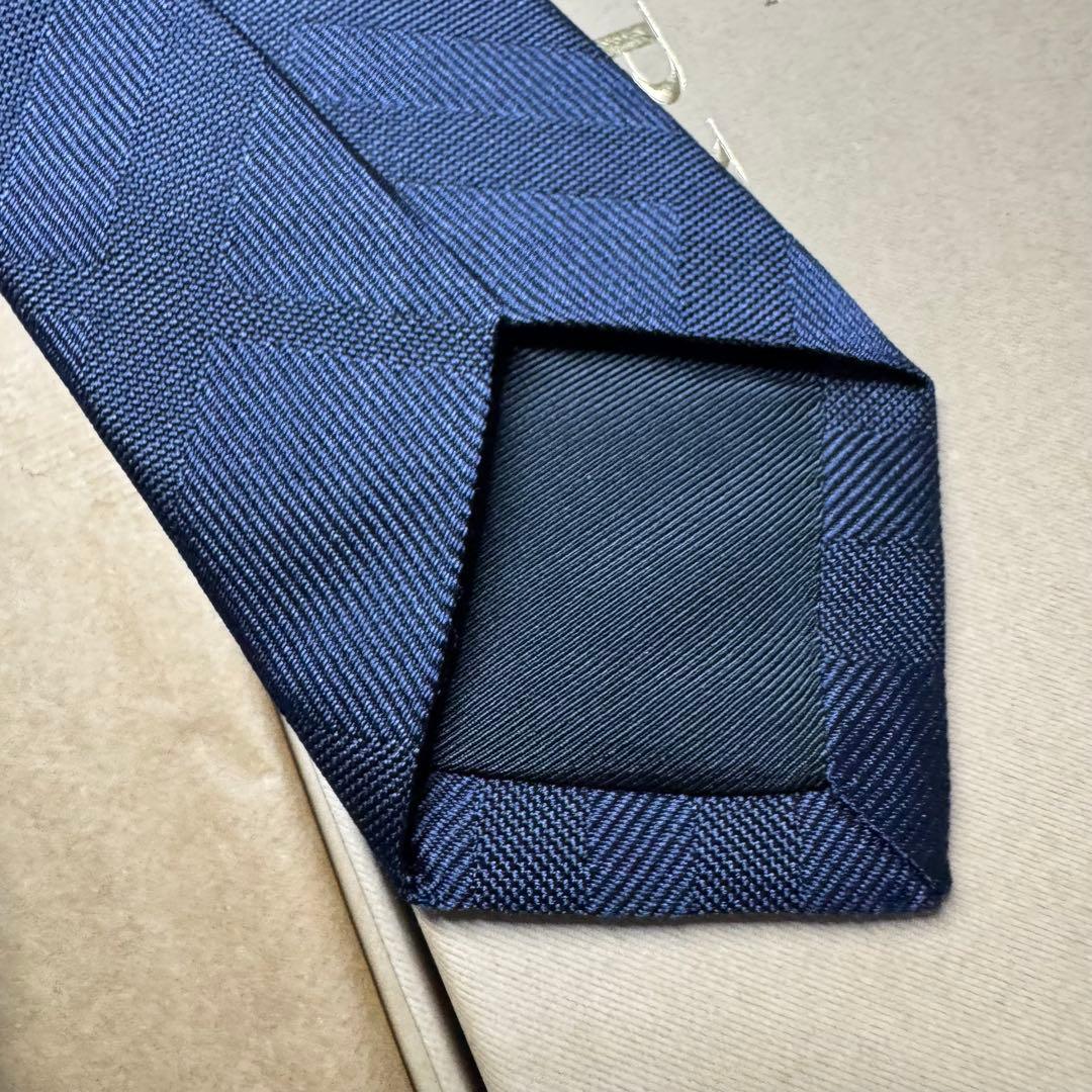 定価3.6万 バーバリー ノバチェック ナロータイ ネクタイ ネイビー 英国製