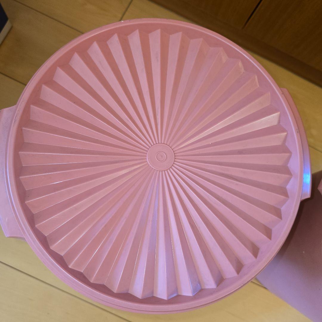 タッパーウェア　マキシクィーンデコレーター たっぷり10kg仕込める大容量サイズ