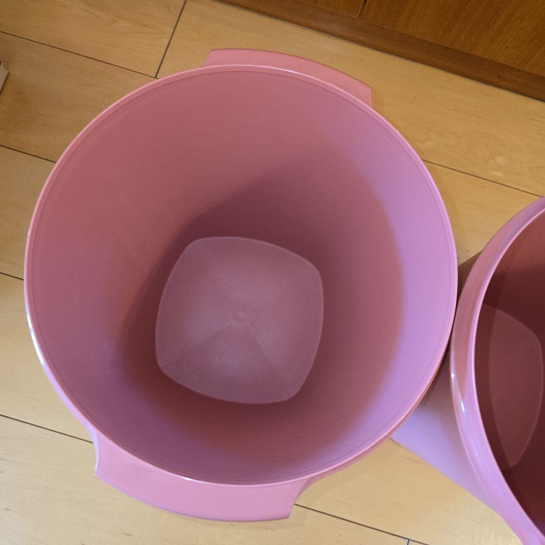 タッパーウェア　マキシクィーンデコレーター たっぷり10kg仕込める大容量サイズ