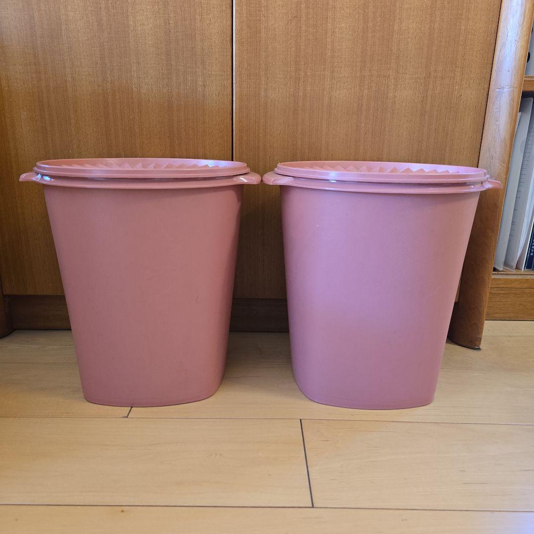 タッパーウェア　マキシクィーンデコレーター たっぷり10kg仕込める大容量サイズ