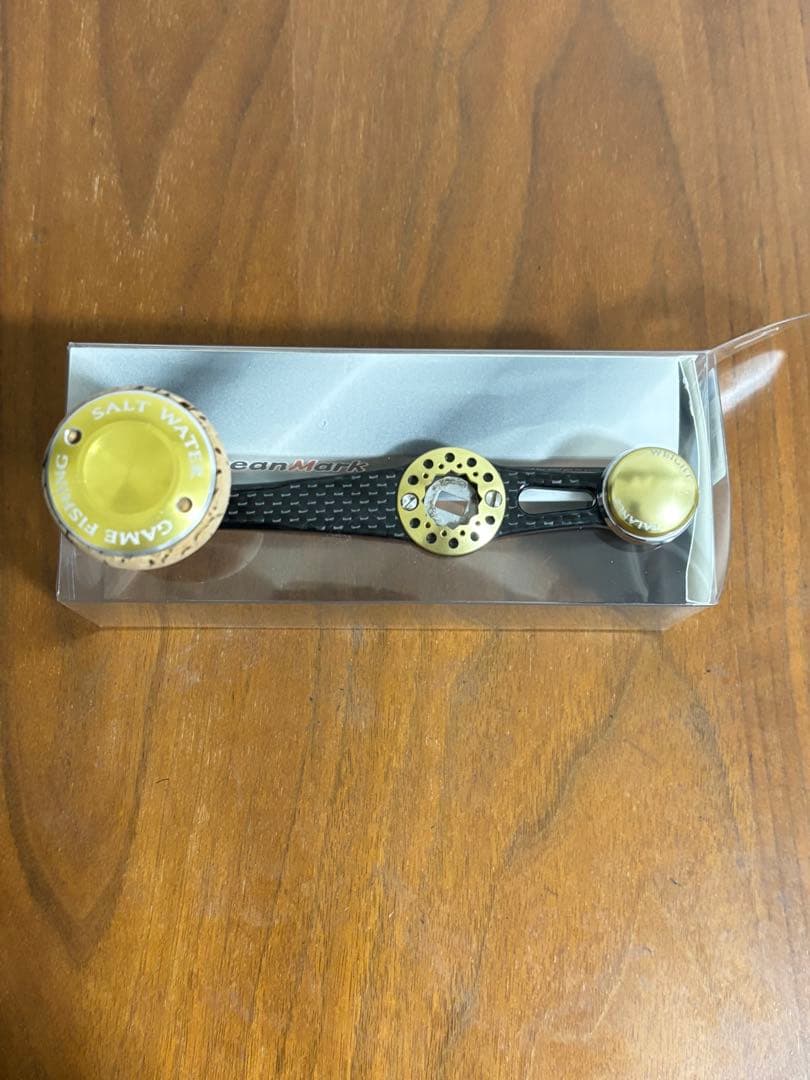 オーシャンマークカーボンコルクハンドル