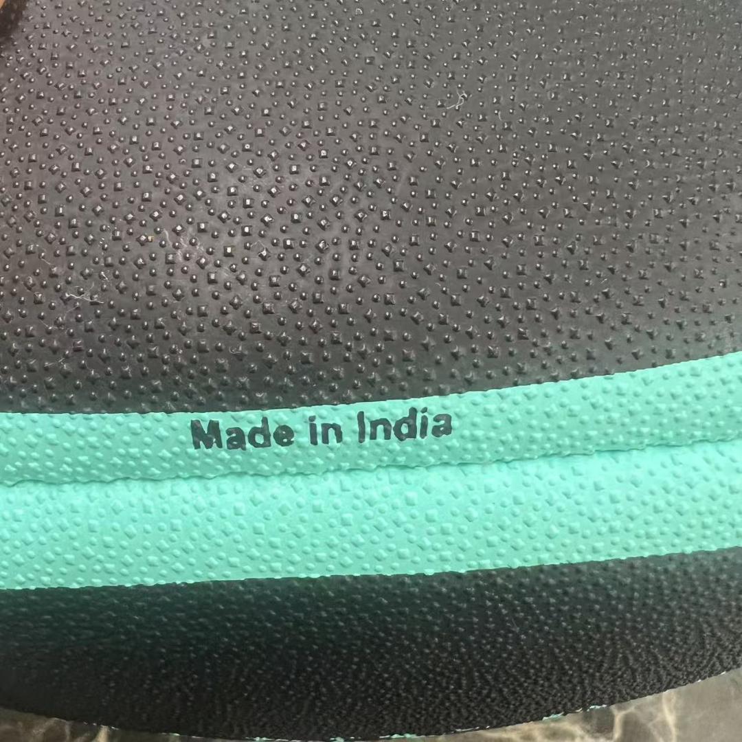 <希少> Tiffany&Co. ティファニー ラグビーボール 数量限定品