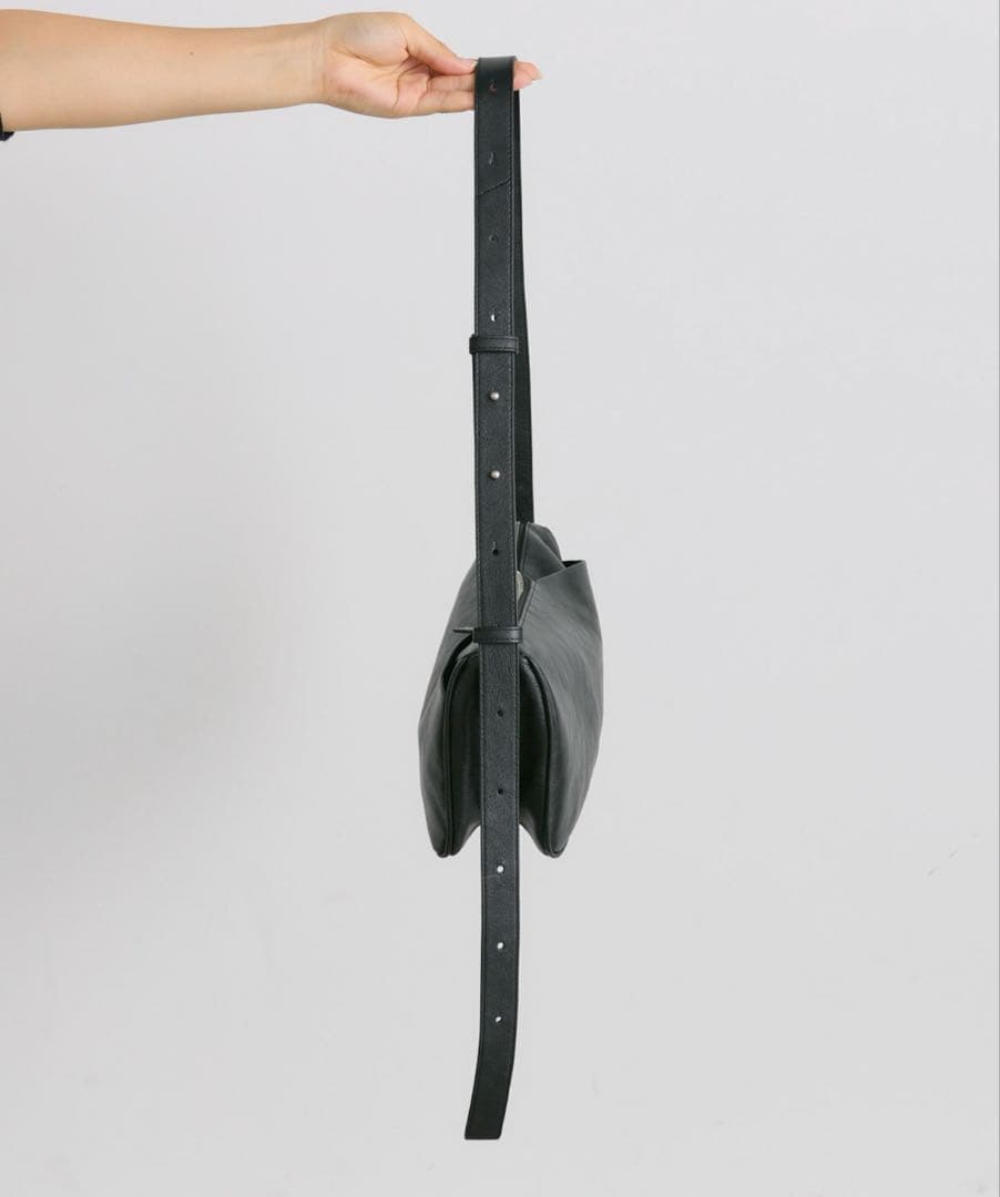 イアパピヨネ　ミニスワローマチショルダーバッグ