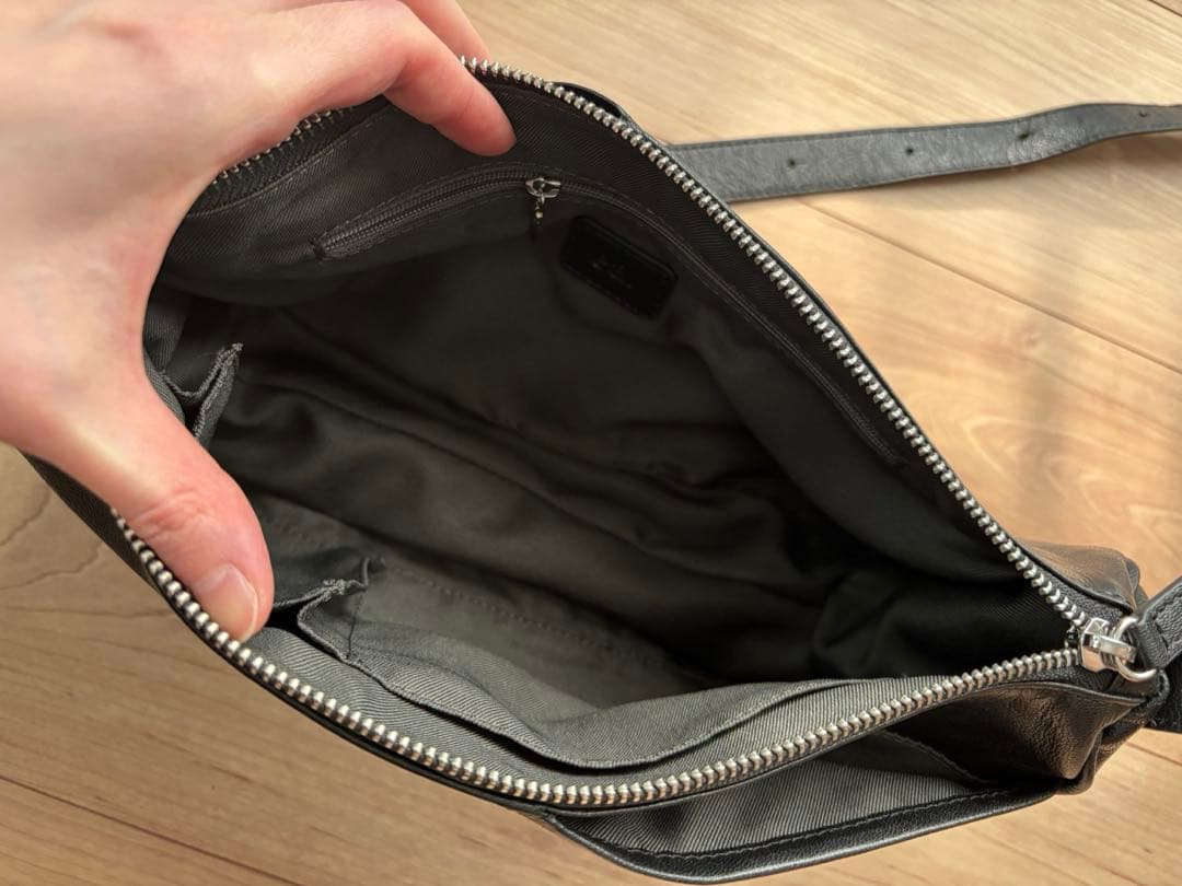 イアパピヨネ　ミニスワローマチショルダーバッグ