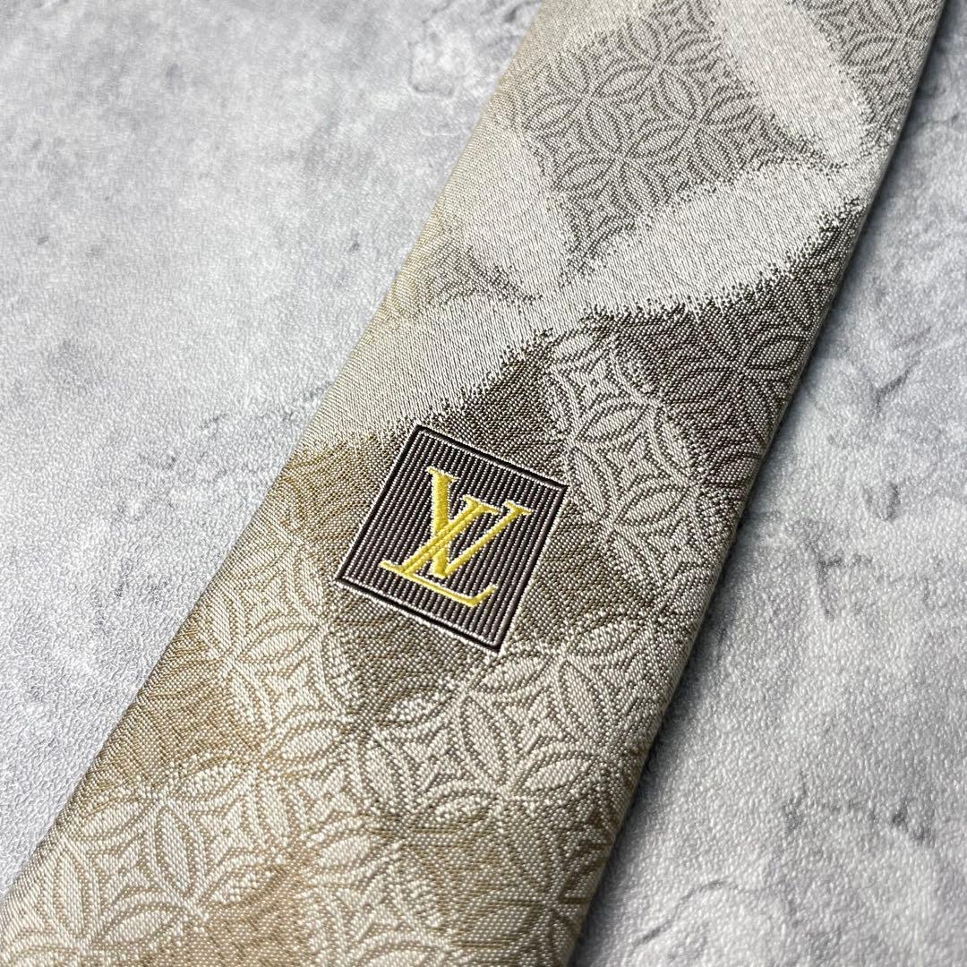 美品 LOUIS VUITTON モノグラムフラワー 花柄 ネクタイ シルバー