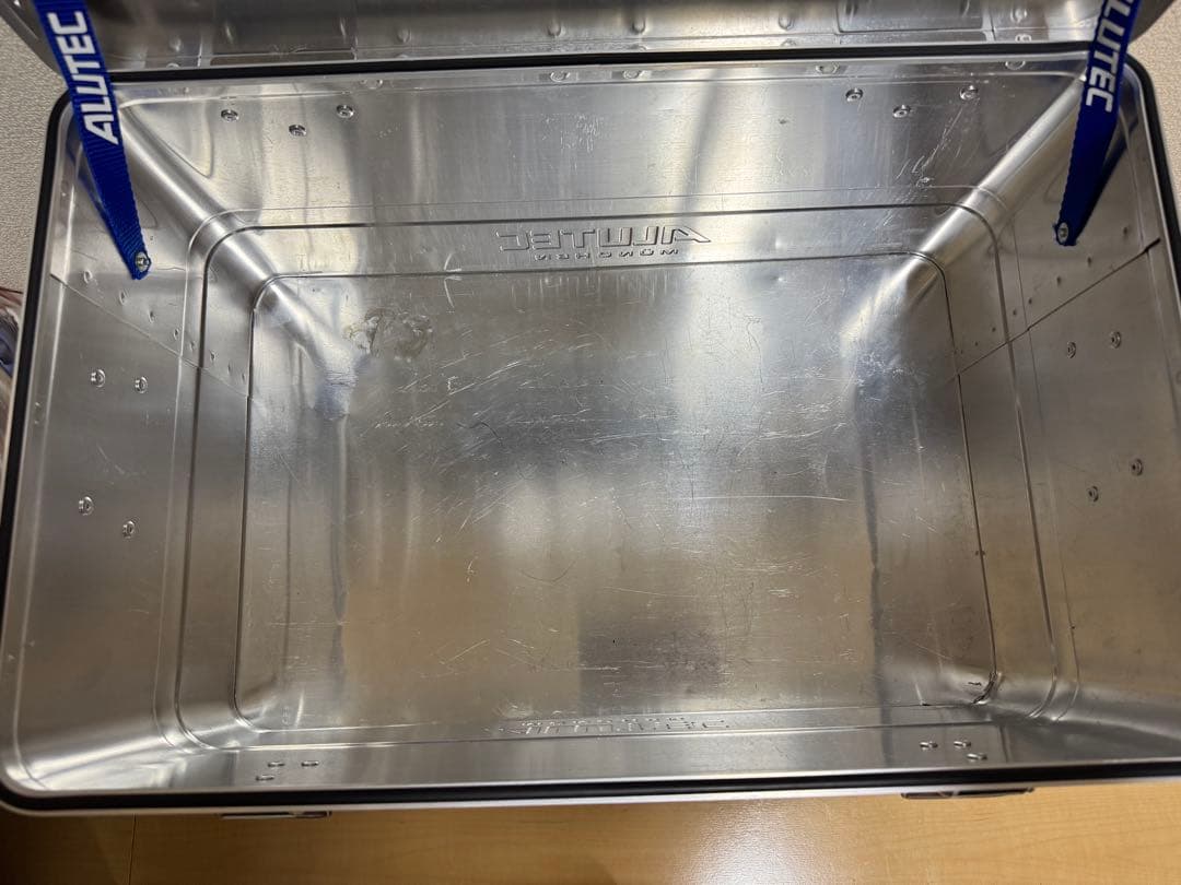 アルテックアルミコンテナ 48L ユニバーサルスタンド