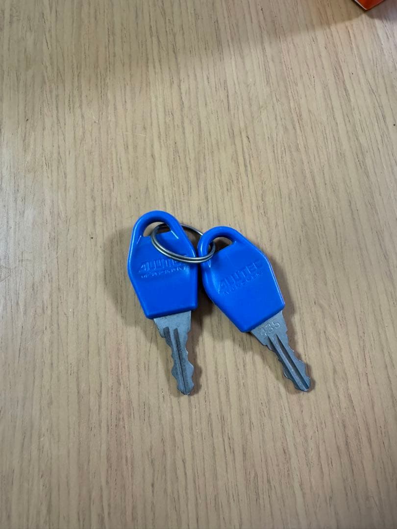 アルテックアルミコンテナ 48L ユニバーサルスタンド