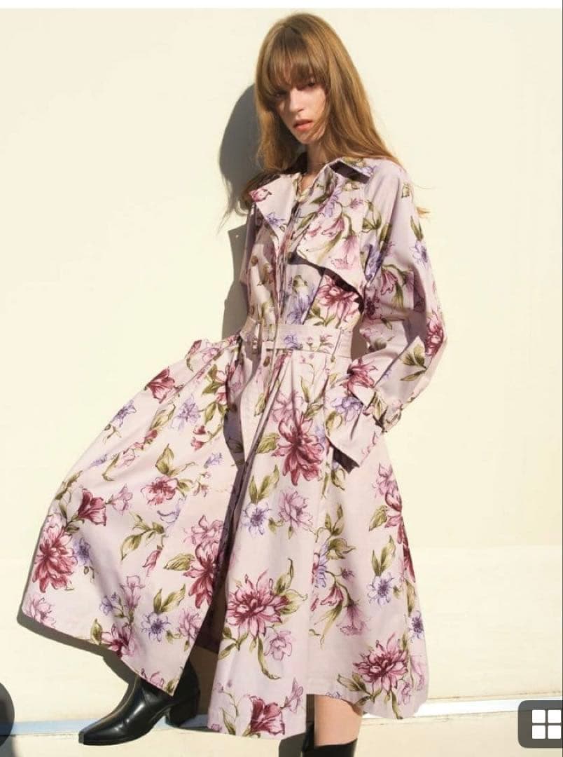 専用スナイデル　フラワー　コート　レアサイズ1 M 38000円位試着のみ極美品