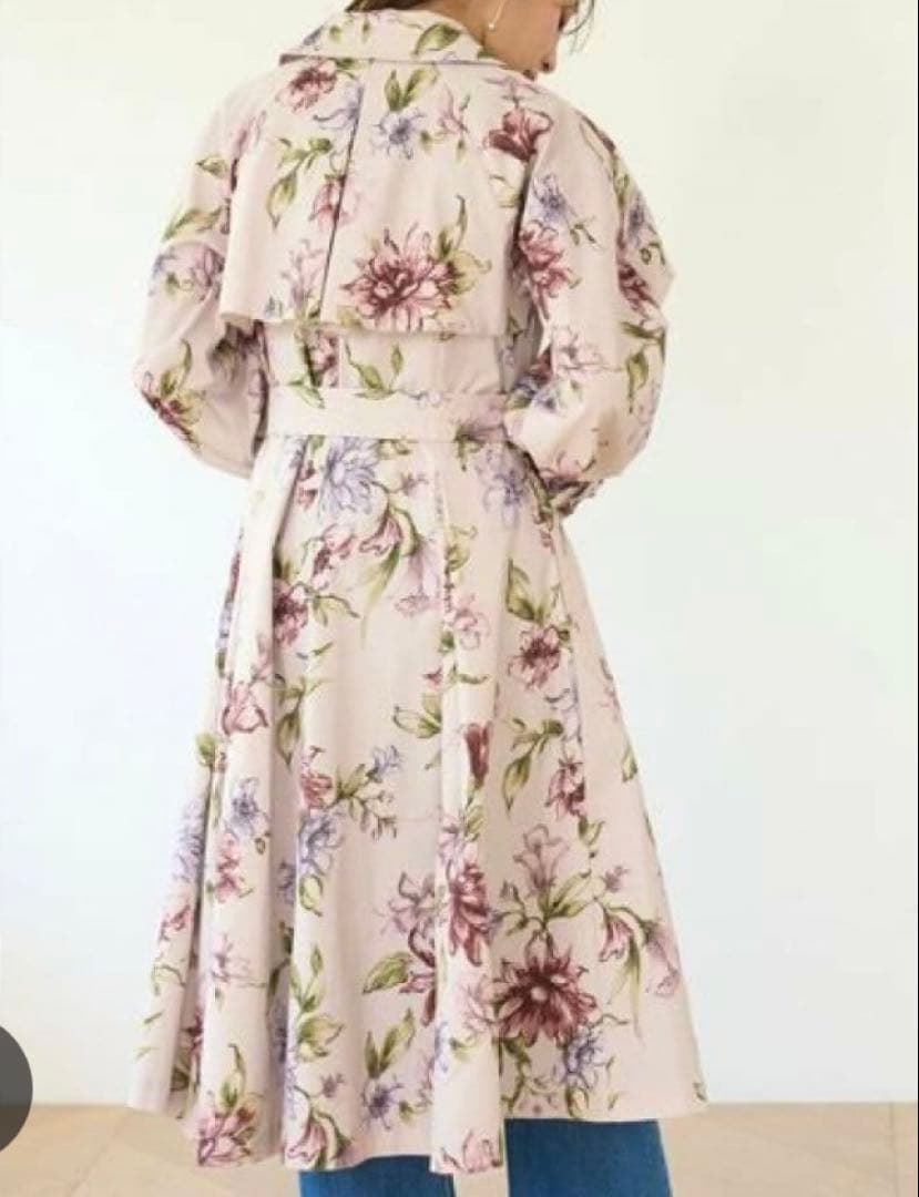 専用スナイデル　フラワー　コート　レアサイズ1 M 38000円位試着のみ極美品