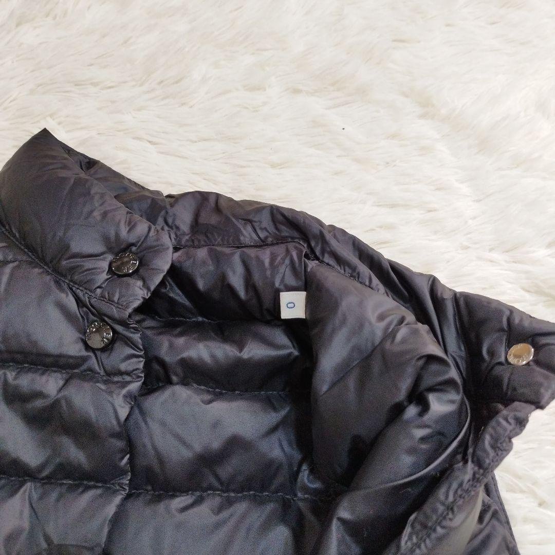 18382✨ MONCLER LIANE ライトダウンベスト 黒 ワッペンロゴ