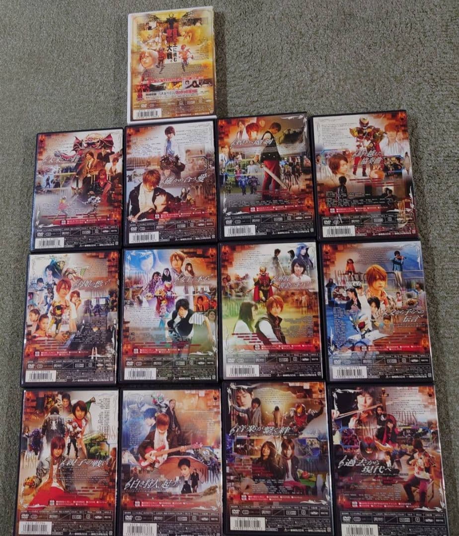 仮面ライダーキバ　全巻初回限定　DVD+劇場版