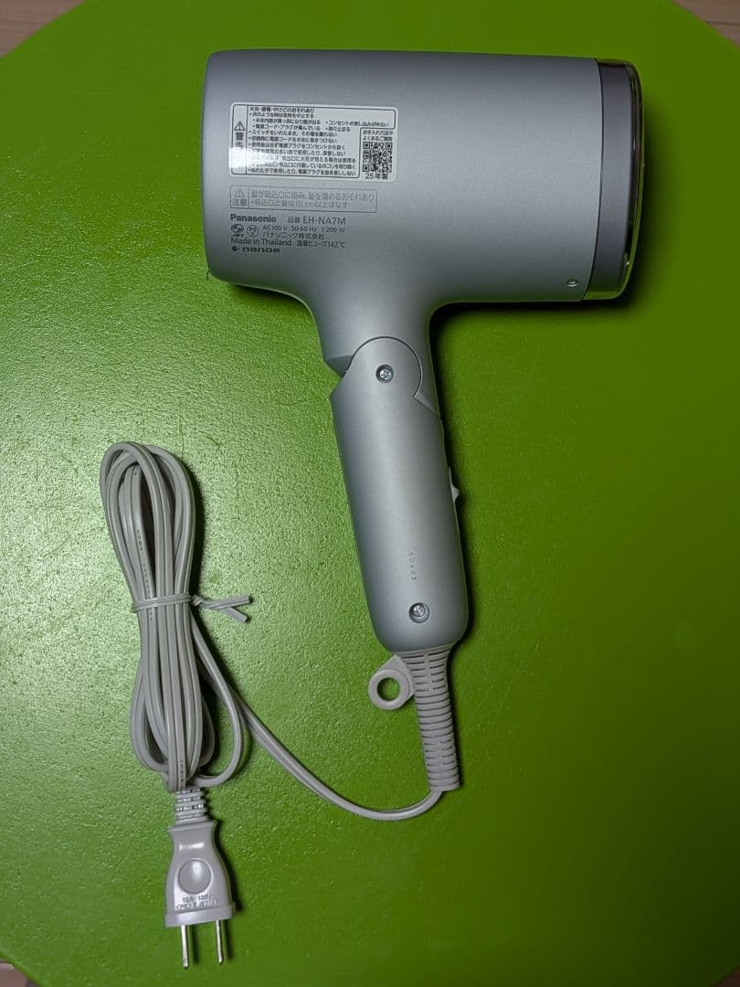【良品】Panasonic ナノイー ヘアドライヤー