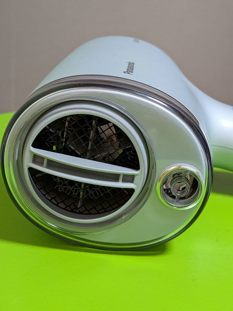 【良品】Panasonic ナノイー ヘアドライヤー