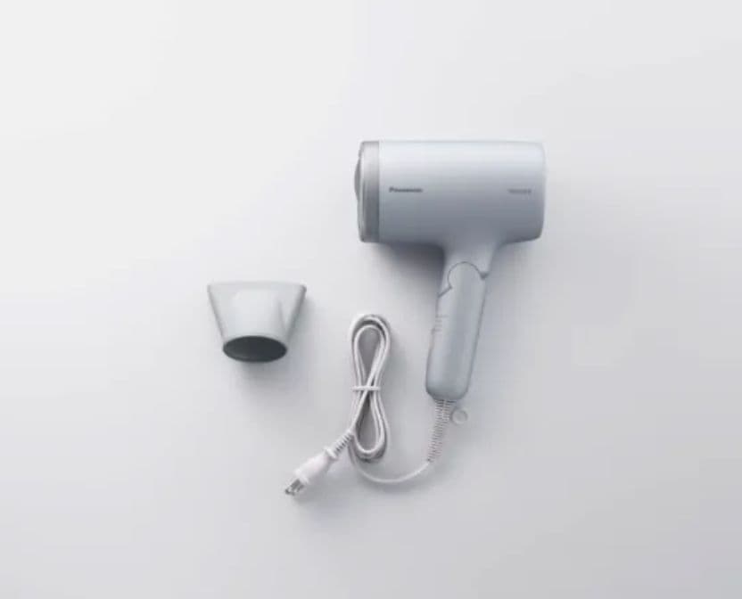 【良品】Panasonic ナノイー ヘアドライヤー