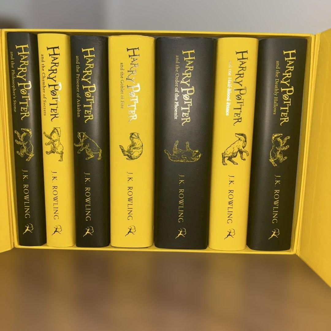 ハリー・ポッター ハッフルパフ版　英語版