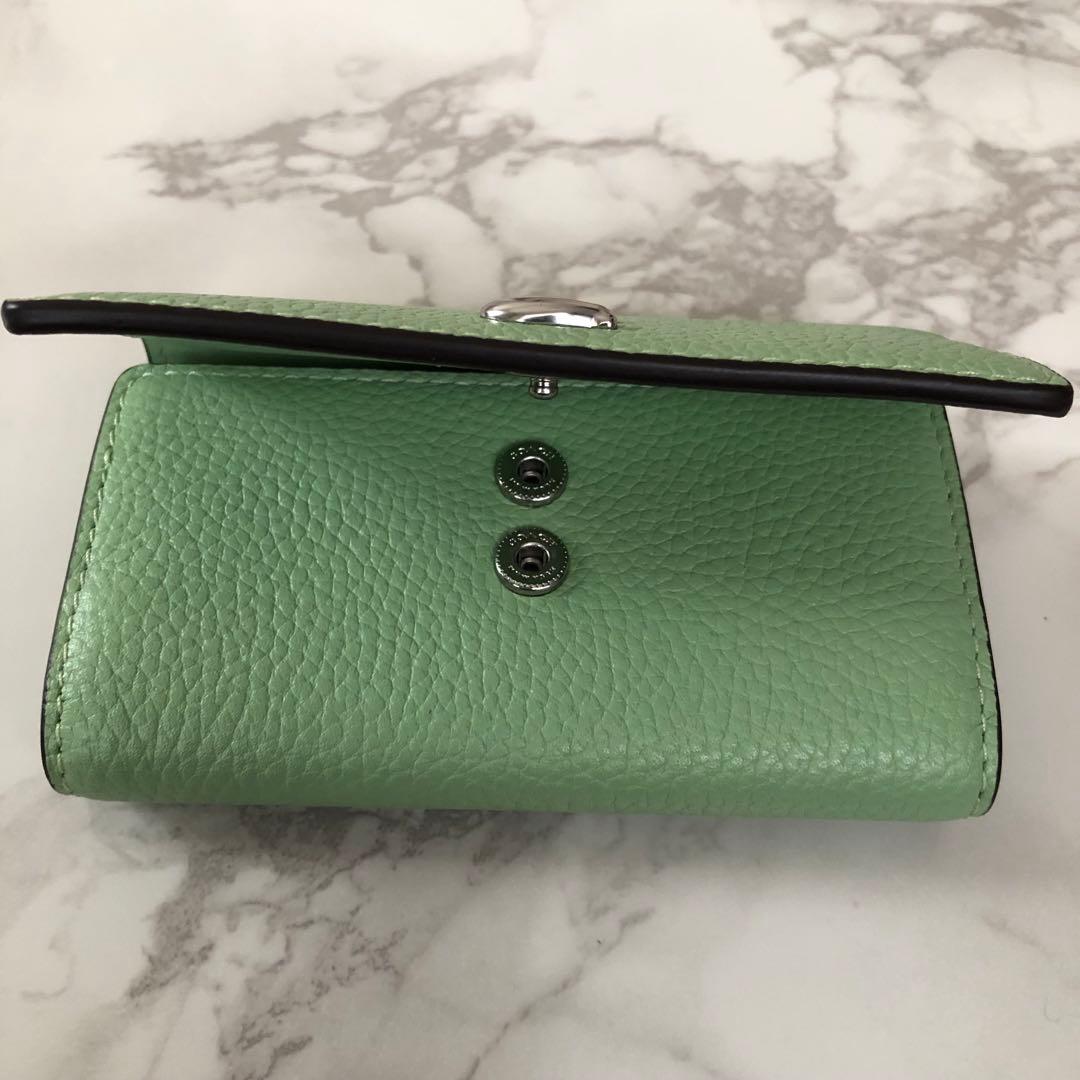 新品未使用 COACH コーチ キーケース 緑 完売品 ペールピスタチオ
