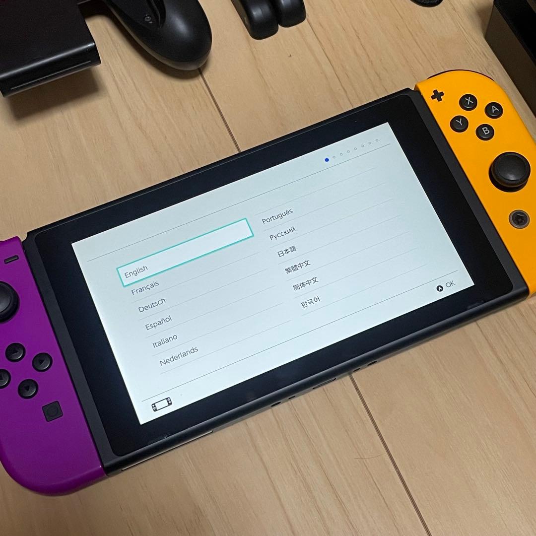 【美品・完品】Nintendo Switch ネオンパープル/ネオンオレンジ