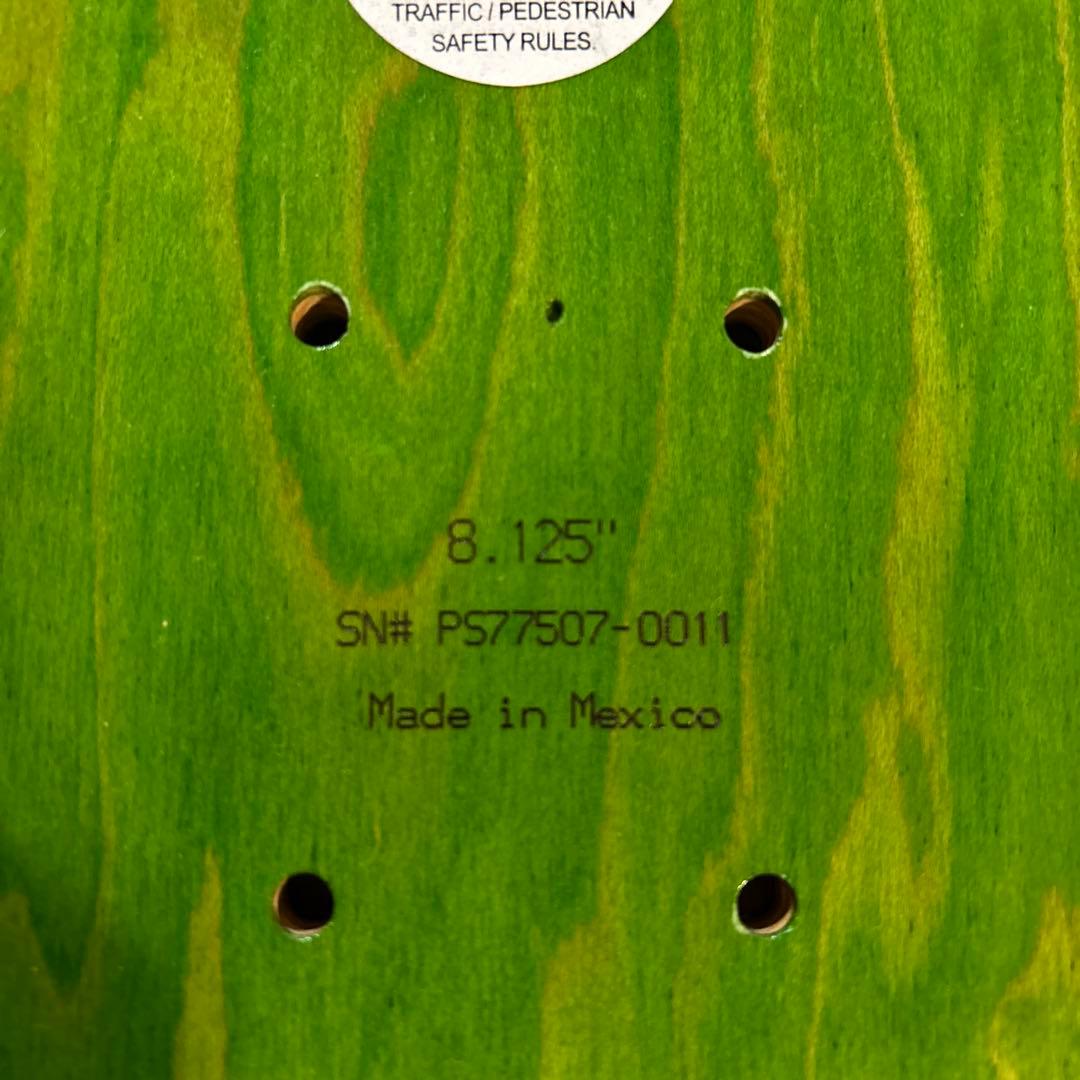 we スケートボードデッキ イラスト付き