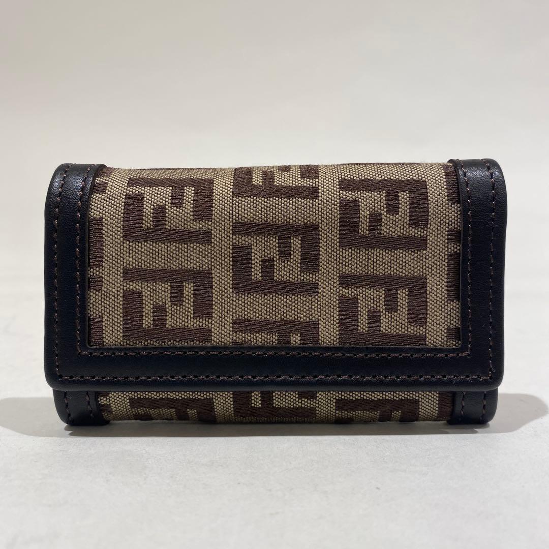 L00084 ＊フェンディ＊　ズッキーニ柄　キーケース6連