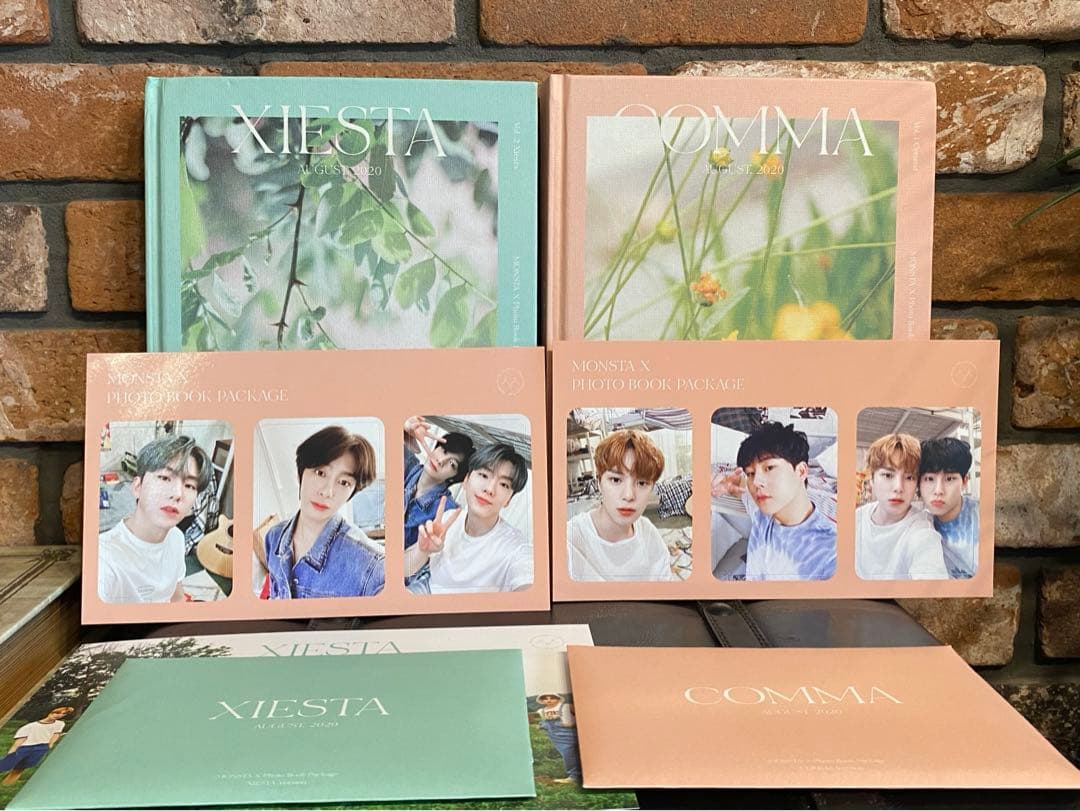 MONSTAX PHOTO BOOK2冊セット　特典付き