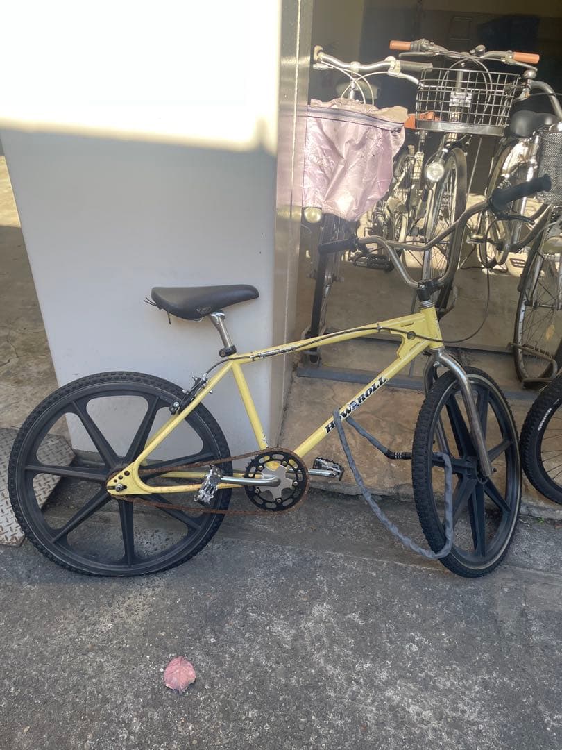 HOW I ROLL 自転車本体 イエロー ハウアイロール