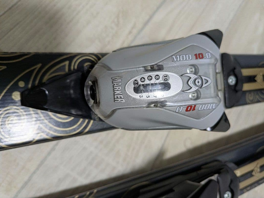 K2 Musteru Luv ✕ KIZAKIスキー板 ストック付き