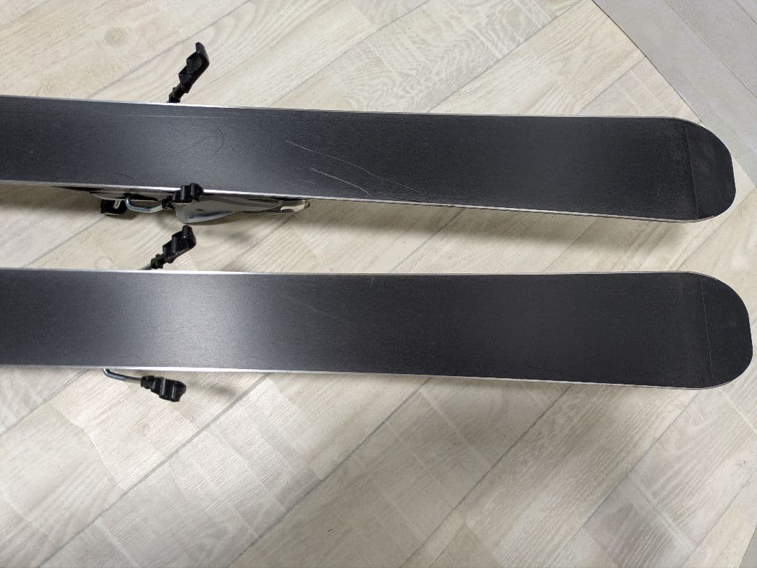 K2 Musteru Luv ✕ KIZAKIスキー板 ストック付き