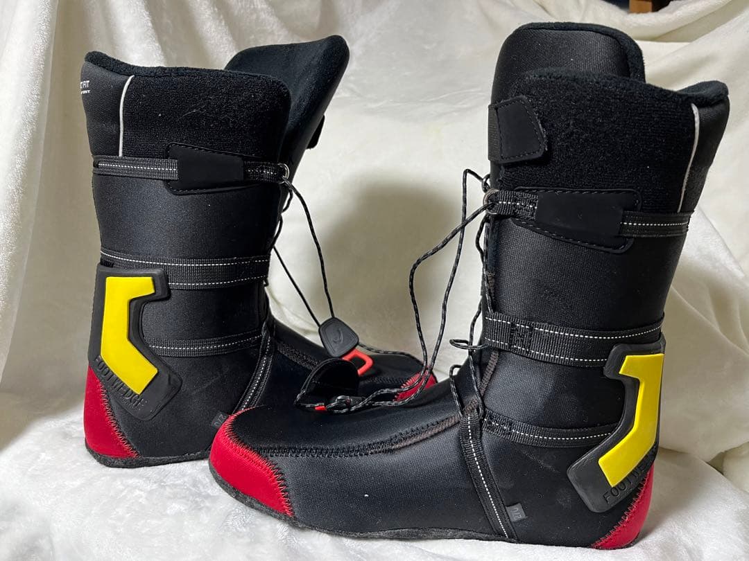 HEADブーツダブルボア 24 THREE LYT BOA Focus