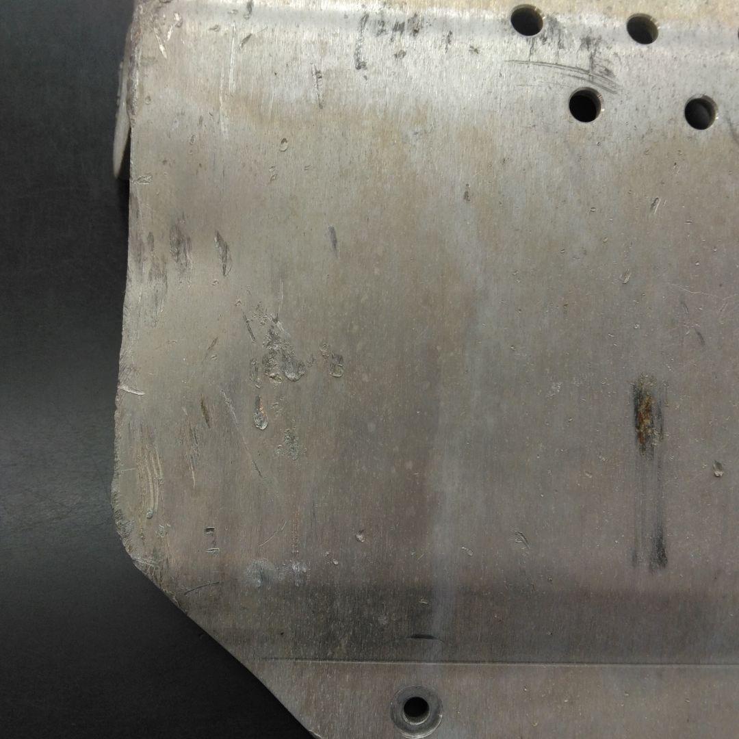 ヤマハTTR125スキッドプレート　中古品