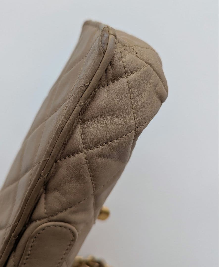 CHANEL マトラッセチェーンショルダーバッグ