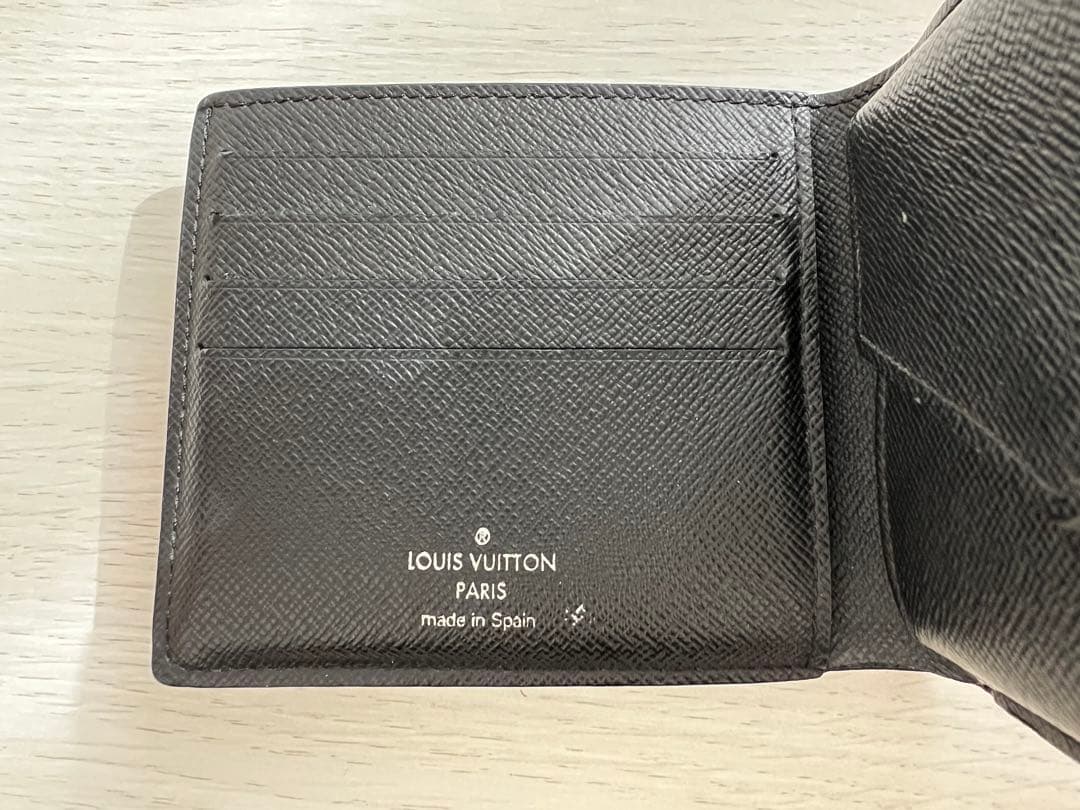 Louis Vuitton ダミエ 二つ折り財布