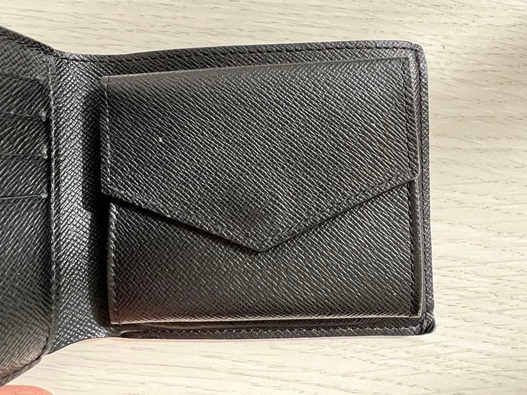 Louis Vuitton ダミエ 二つ折り財布