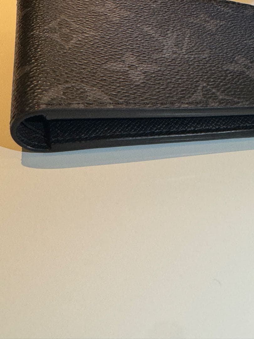 山*岸様 【匿名配送】Louis Vuitton 二つ折り財布