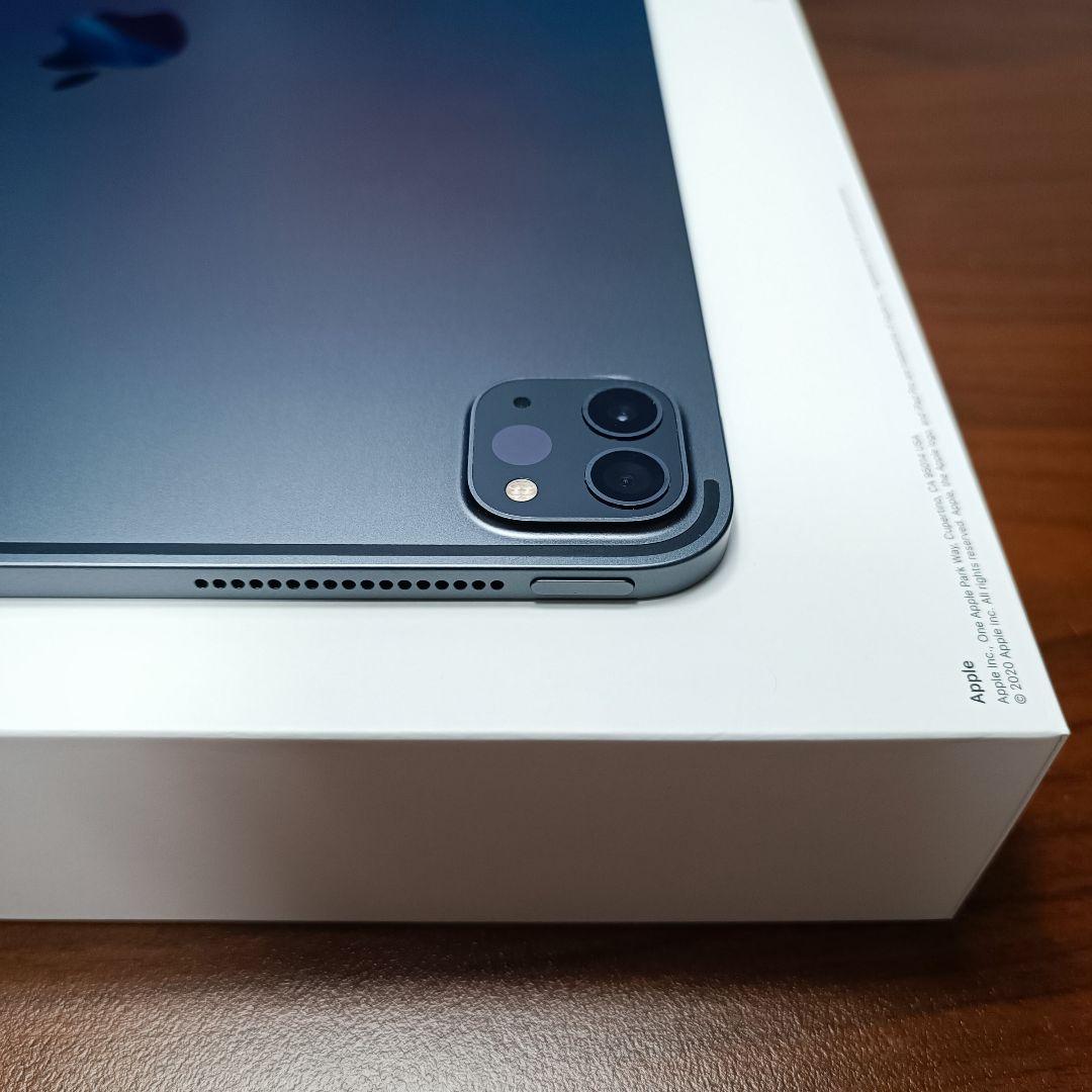 (美品) iPad Pro 12.9 第4世代 256GB、Keyboard