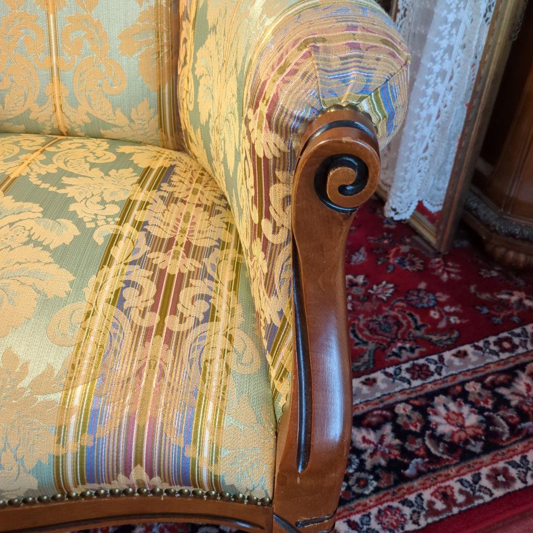 む*こ様 中世の貴族を思わせる素敵な『ハイ＆アームチェア』イタリア製