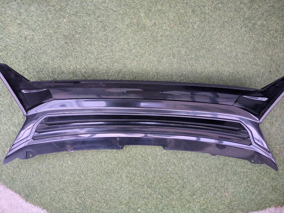 デリカD5　後期　 グリル　X-Fang モディファイドフェイスユニット