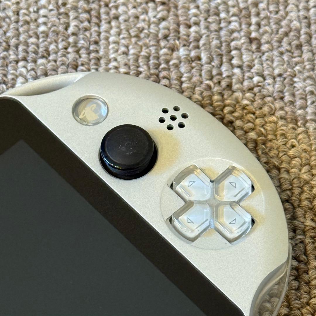 【訳ありジャンク】PSVITA PCH-2000 シルバー 美品