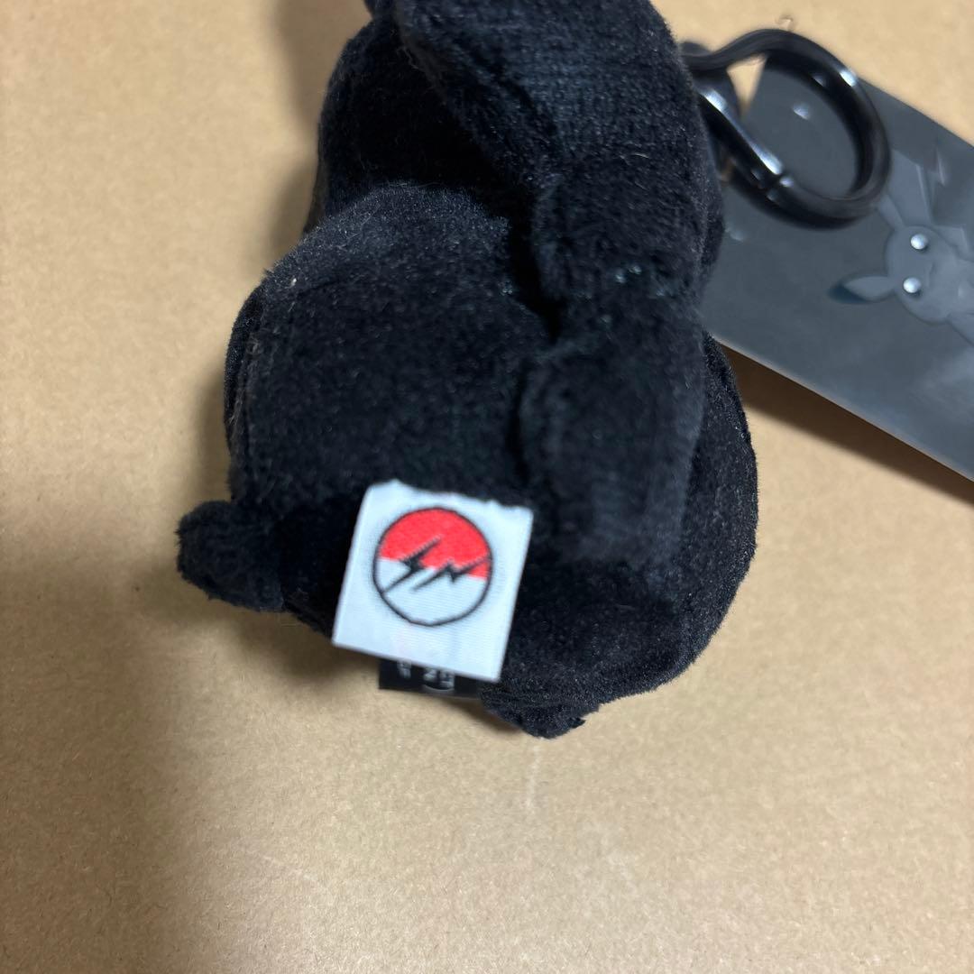 【新品未使用】Fragment × Pokémon ピカチュウ キーホルダー